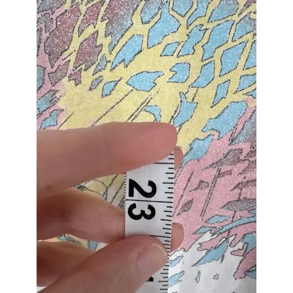 Journey Shirt Womens XS White Graphic Tee Band Music Colorful 80s Houston - Picture 7 of 8